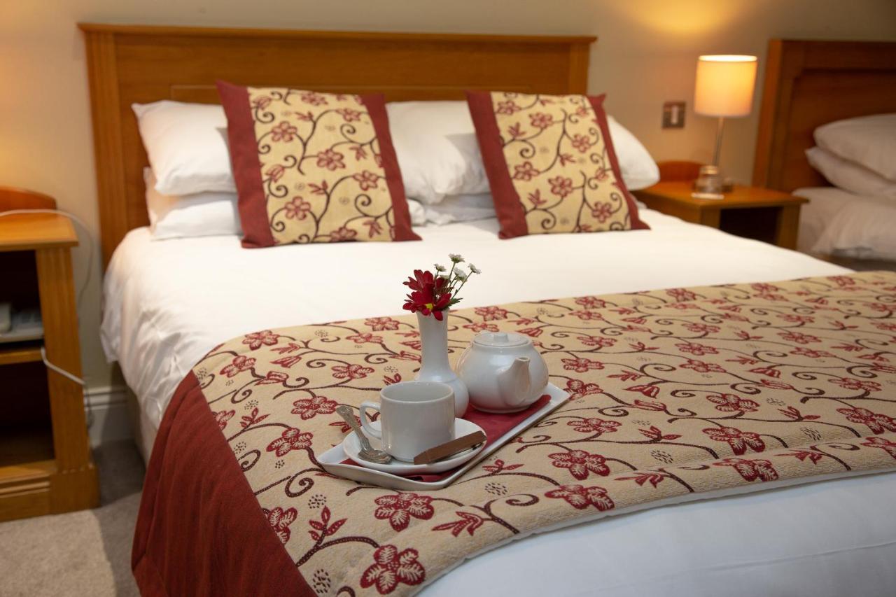 Peacockes Hotel Maam Cross ภายนอก รูปภาพ