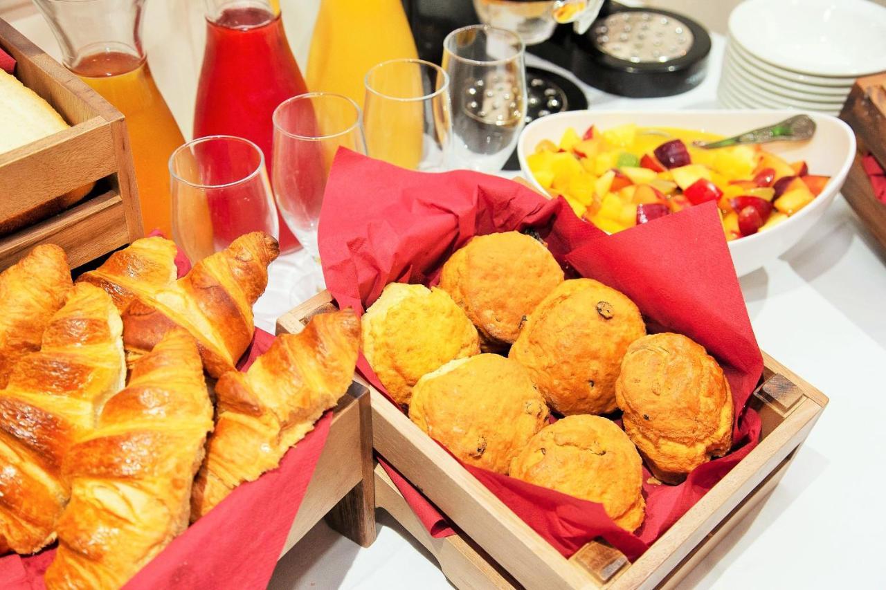 Peacockes Hotel Maam Cross ภายนอก รูปภาพ